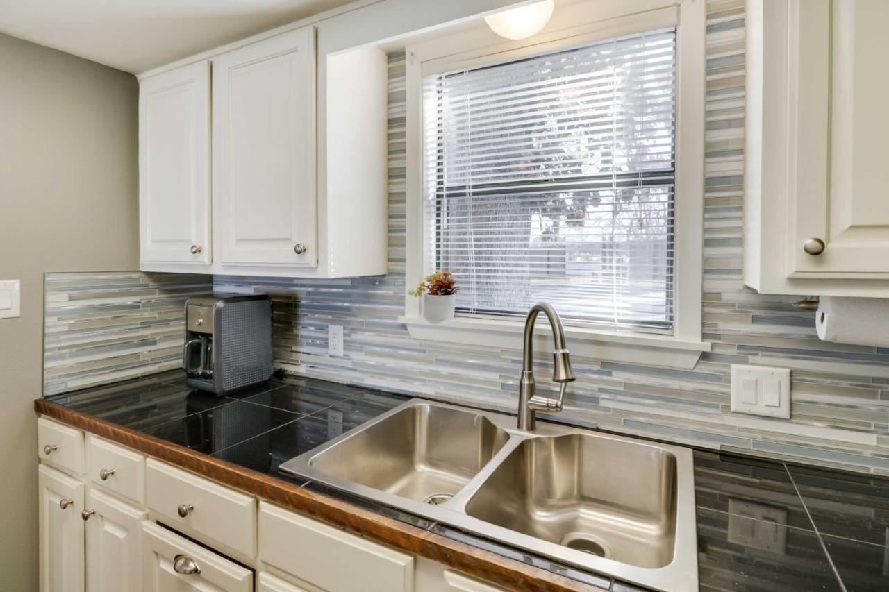 Cozy Lake Hamilton Condo With Balcony And Pool Access! Hot Springs Bagian luar foto